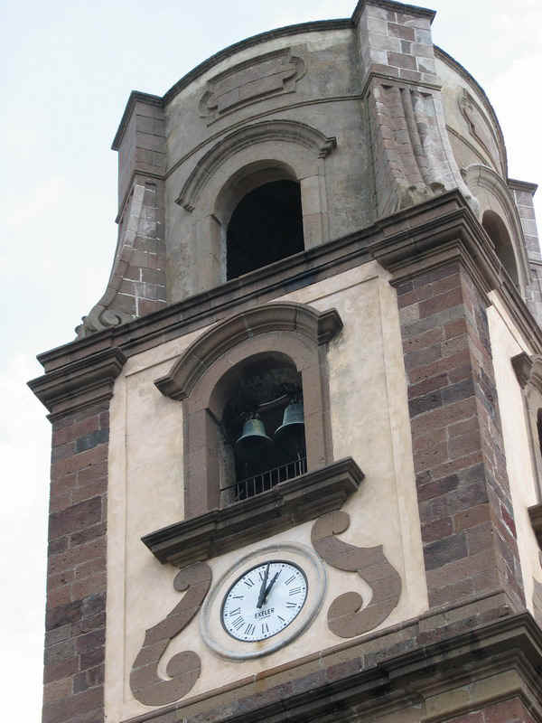 lipari9.jpg (150142 bytes)