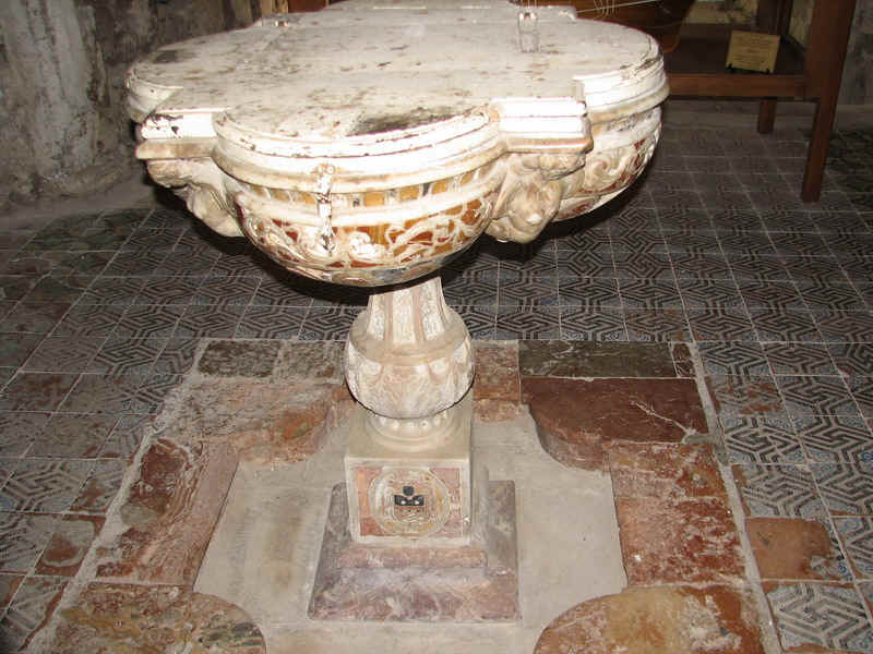 templom32.jpg (194082 bytes)