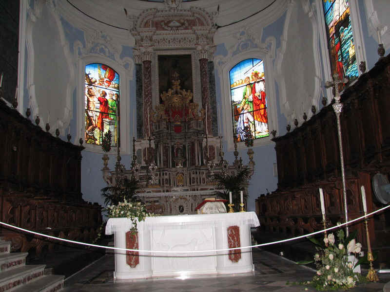 templom8.jpg (172703 bytes)