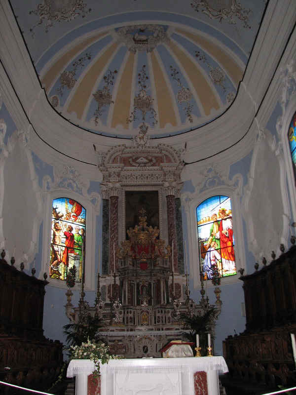 templom9.jpg (155481 bytes)