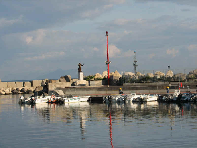 hajout8.jpg (124310 bytes)