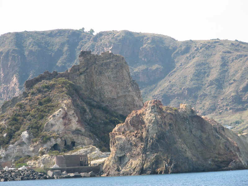 vulcano0.jpg (165036 bytes)