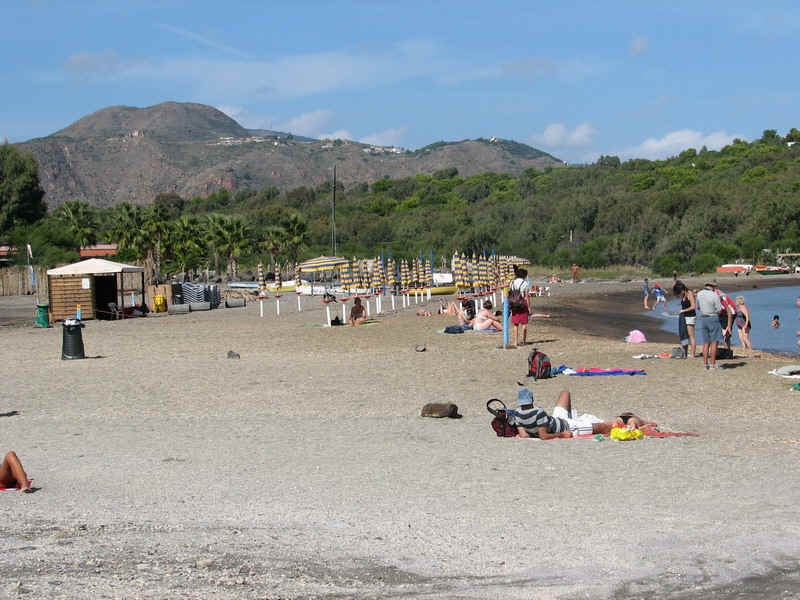 vulcano11.jpg (185713 bytes)