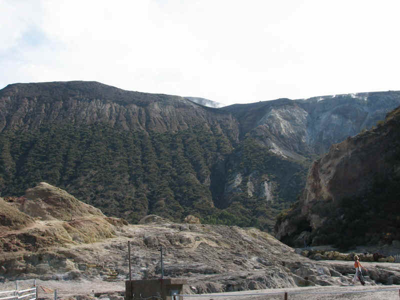 vulcano18.jpg (145988 bytes)