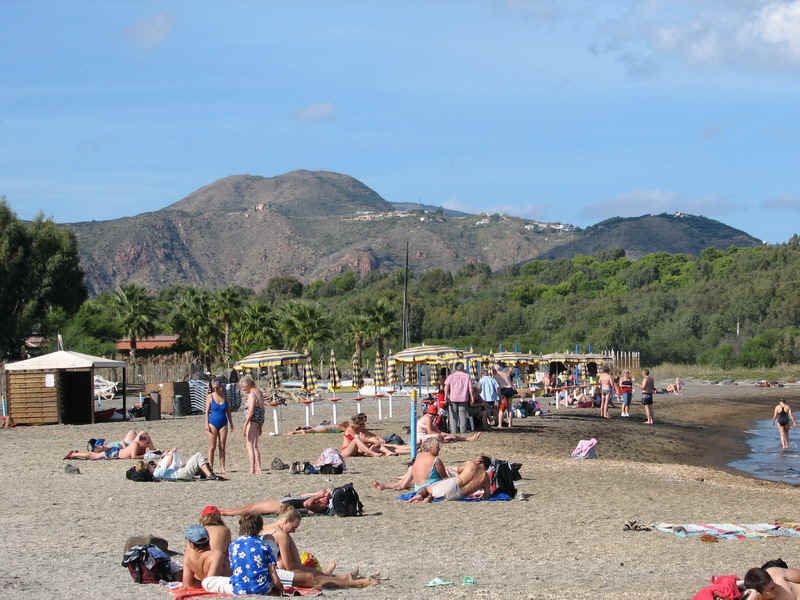 vulcano19.jpg (183464 bytes)