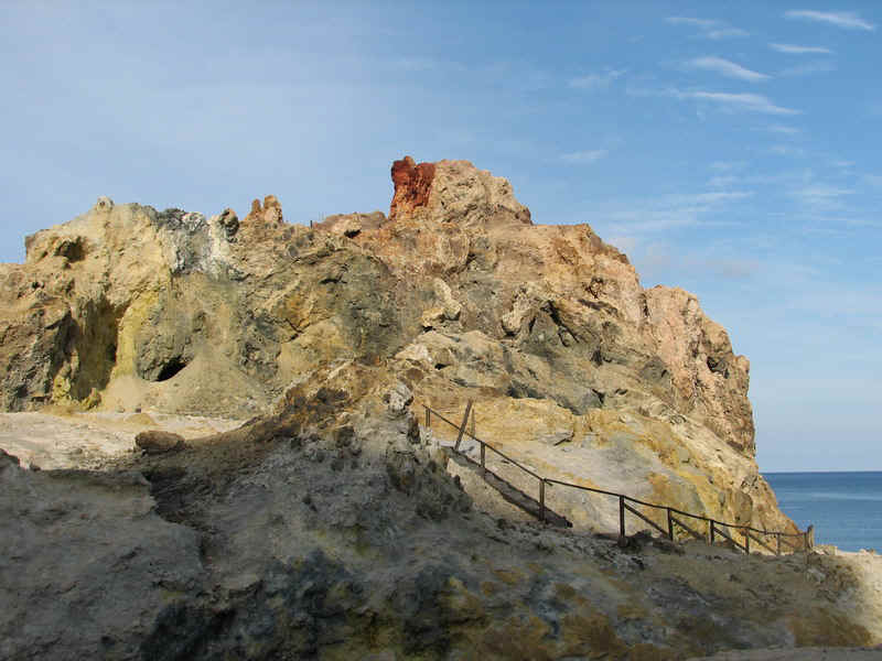 vulcano38.jpg (160398 bytes)