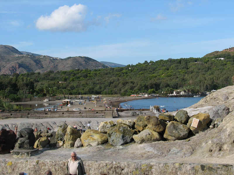 vulcano39.jpg (176399 bytes)