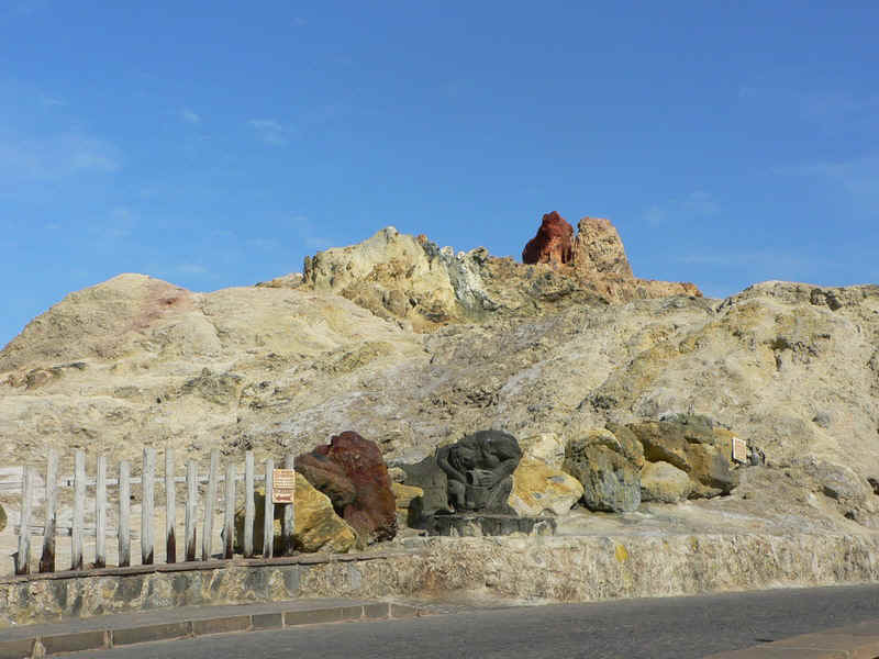 vulcano50.jpg (166497 bytes)