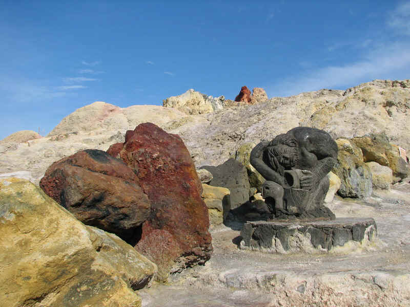 vulcano61.jpg (180648 bytes)