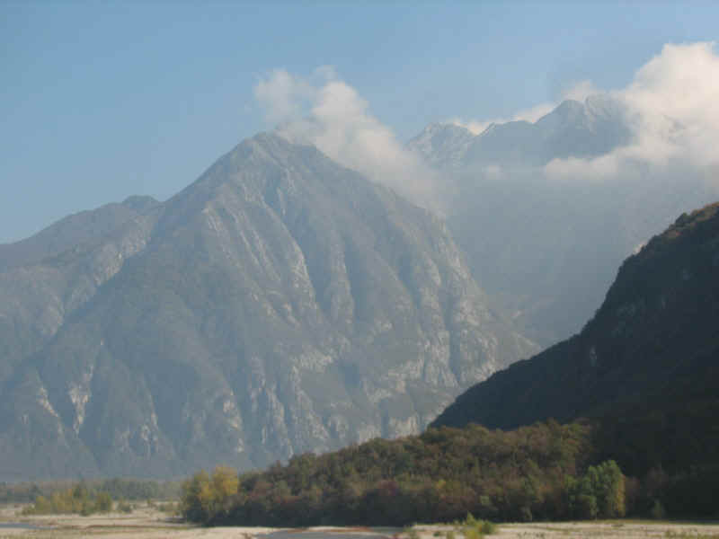 hazafele27.jpg (82369 bytes)