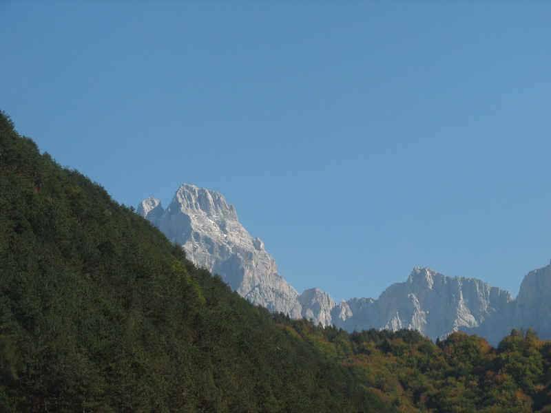 hazafele29.jpg (97972 bytes)