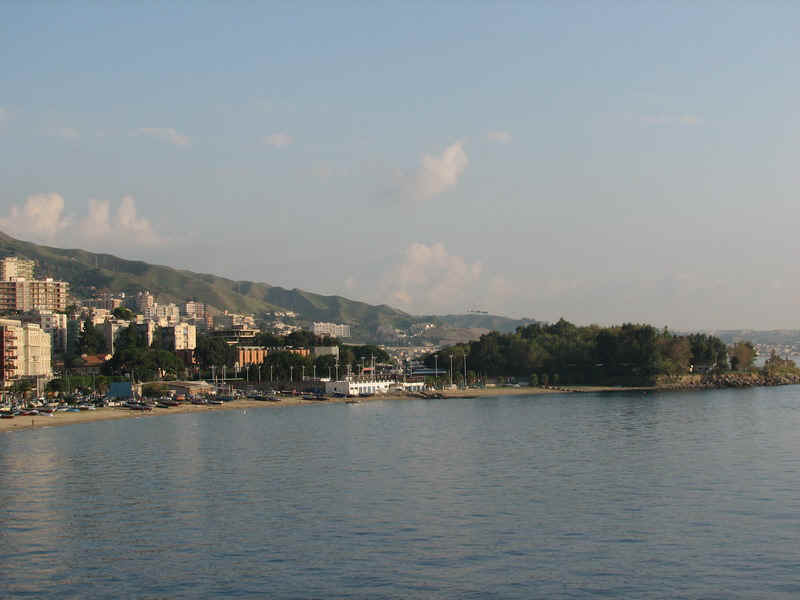 hazafele6.jpg (104761 bytes)