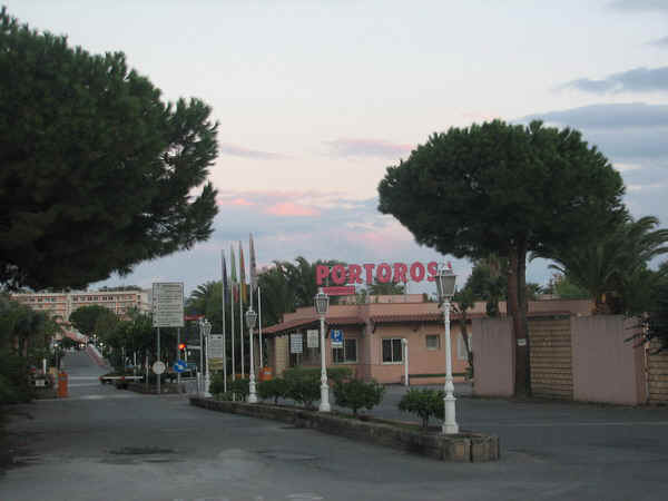 7532.jpg (75918 bytes)