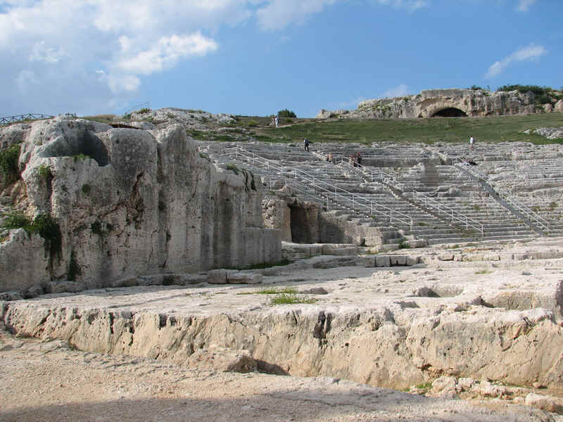 siracusa17.jpg (204103 bytes)