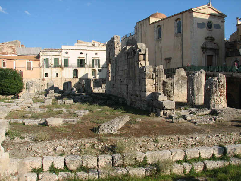 siracusa30.jpg (204686 bytes)