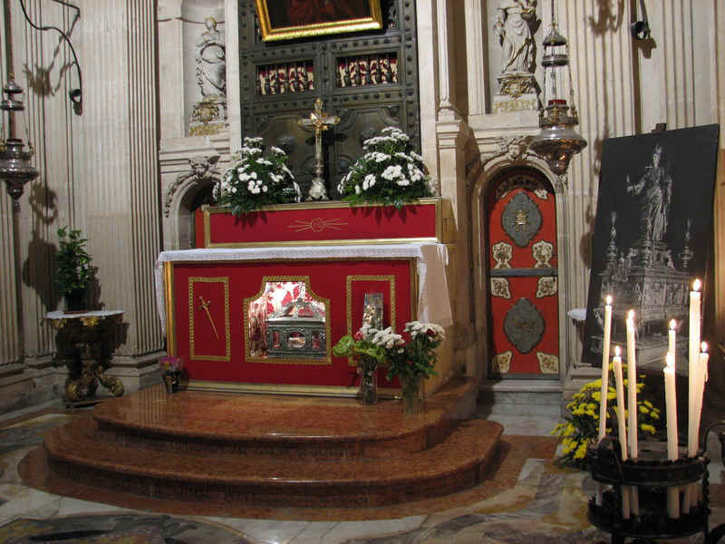 siracusa42a.jpg (183175 bytes)
