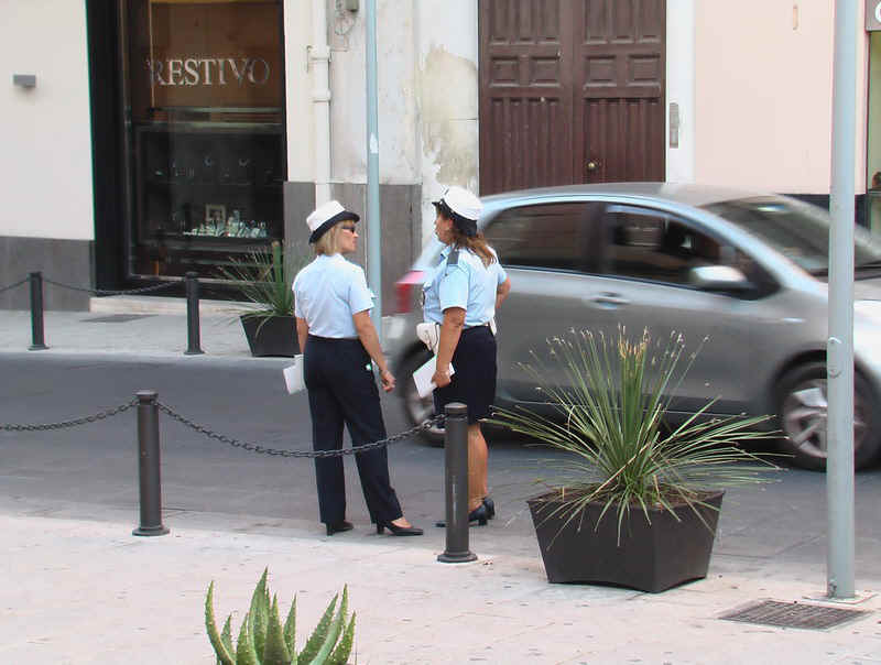 siracusa76.jpg (134369 bytes)